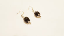 Load image into Gallery viewer, Black glass pearl earrings