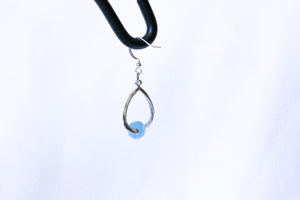 Curvy earrings - silver with sky blue crystals