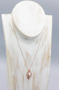 Rose gold leaf and pearl necklace