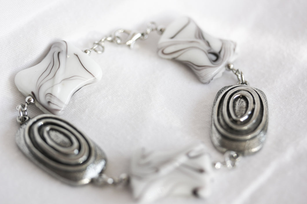 White ceramic twist bracelet