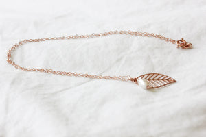 Rose gold leaf and pearl necklace